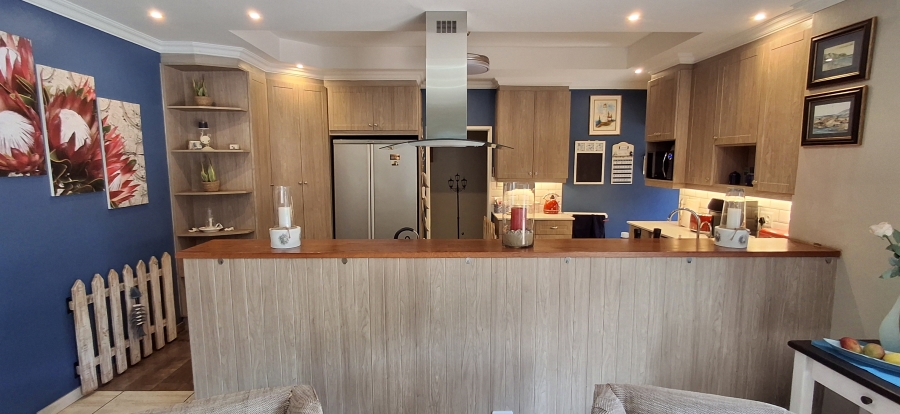 4 Bedroom Property for Sale in Sinoville Gauteng