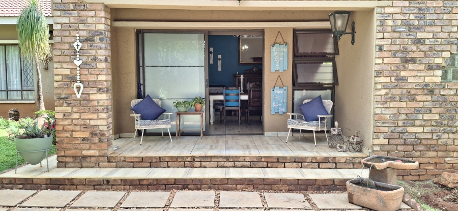 4 Bedroom Property for Sale in Sinoville Gauteng