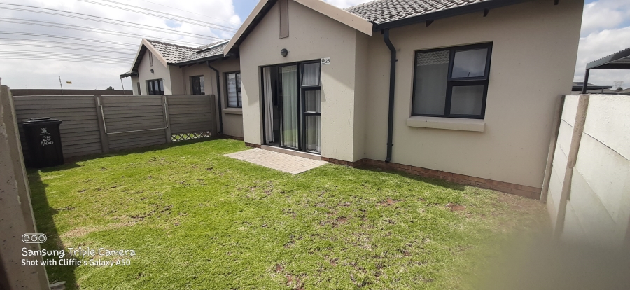 To Let 3 Bedroom Property for Rent in Albertsdal Gauteng