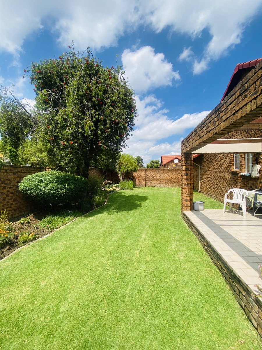 3 Bedroom Property for Sale in Randhart Gauteng