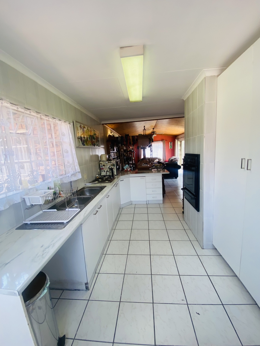 3 Bedroom Property for Sale in Randhart Gauteng