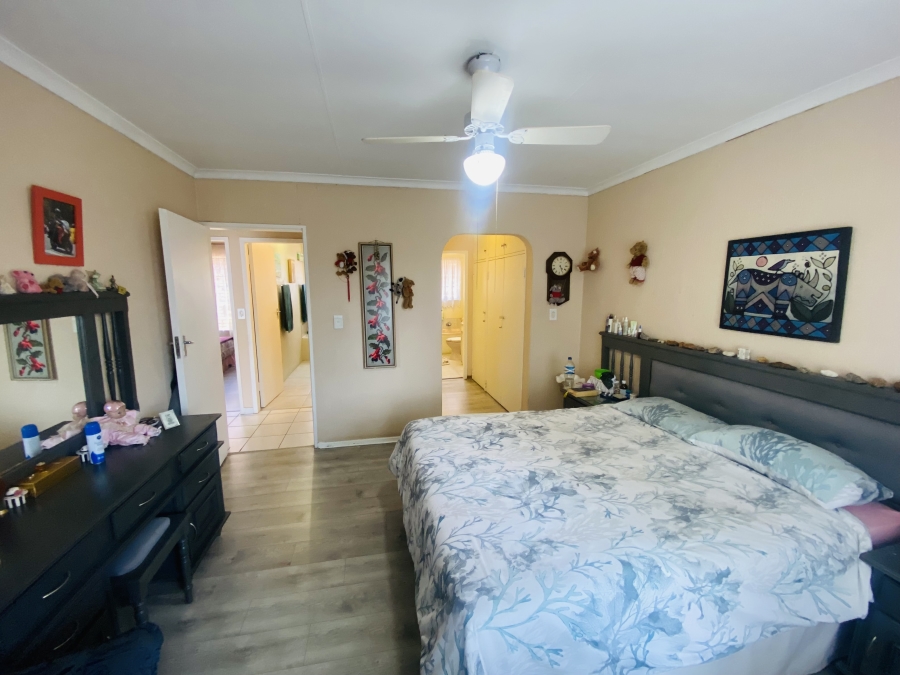 3 Bedroom Property for Sale in Randhart Gauteng