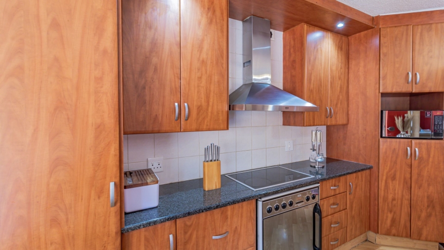 3 Bedroom Property for Sale in Glenanda Gauteng