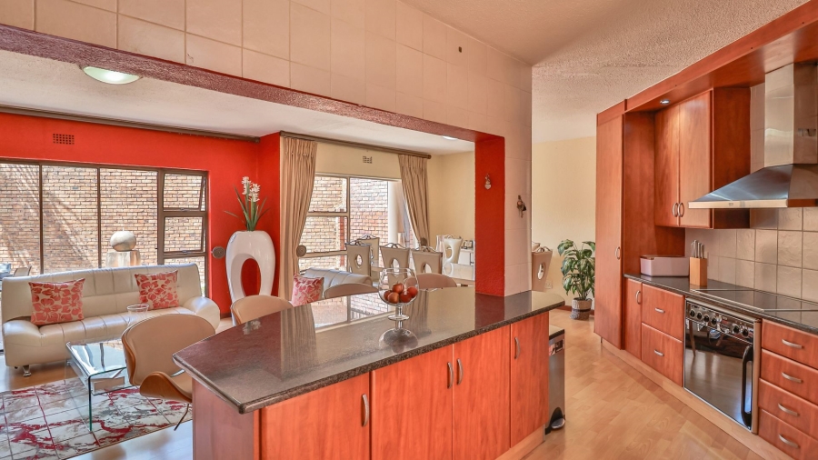 3 Bedroom Property for Sale in Glenanda Gauteng