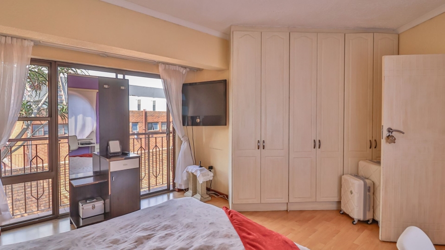 3 Bedroom Property for Sale in Glenanda Gauteng