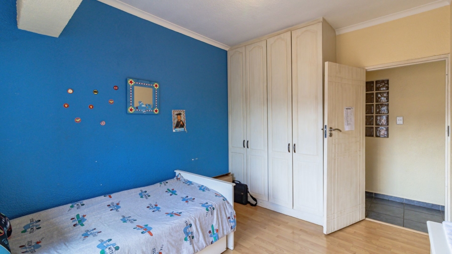 3 Bedroom Property for Sale in Glenanda Gauteng