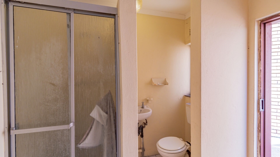 3 Bedroom Property for Sale in Glenanda Gauteng