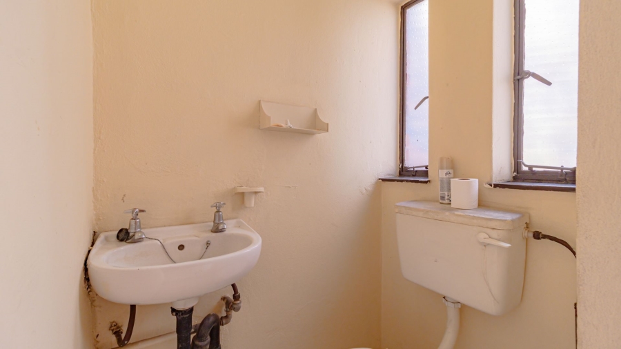 3 Bedroom Property for Sale in Glenanda Gauteng