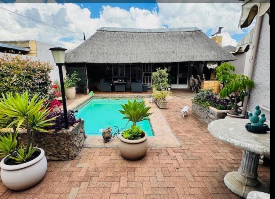 4 Bedroom Property for Sale in Regents Park Gauteng