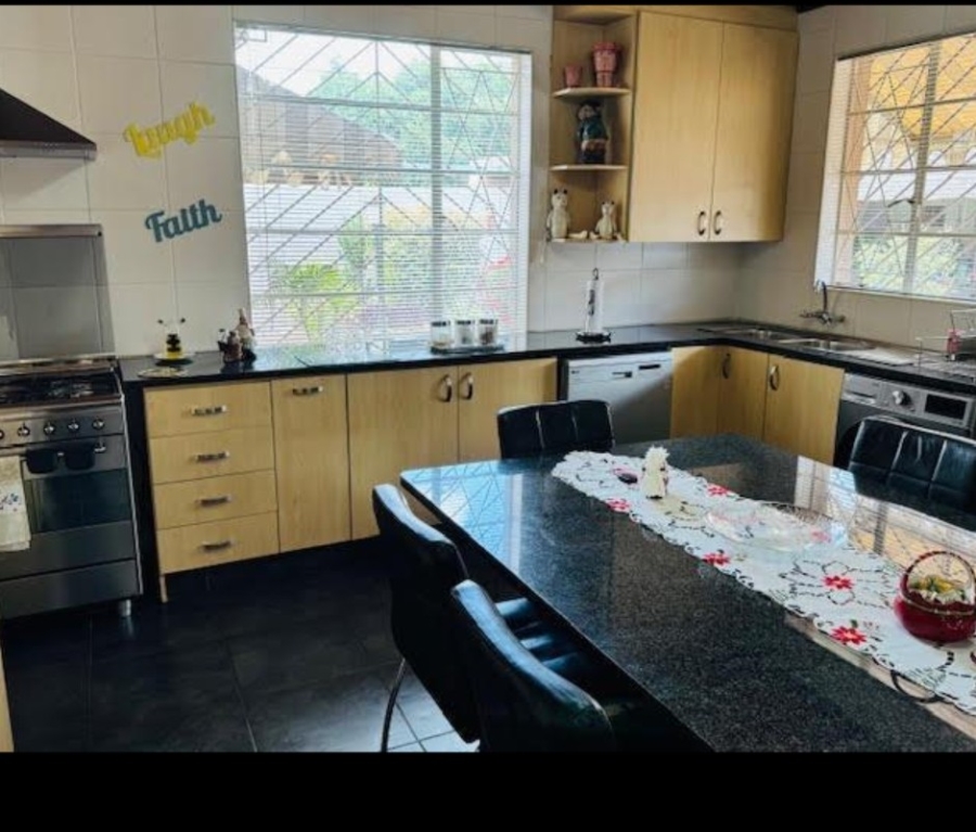 4 Bedroom Property for Sale in Regents Park Gauteng