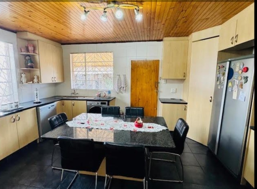 4 Bedroom Property for Sale in Regents Park Gauteng