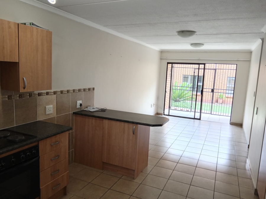 To Let 1 Bedroom Property for Rent in Willow Park Manor Gauteng