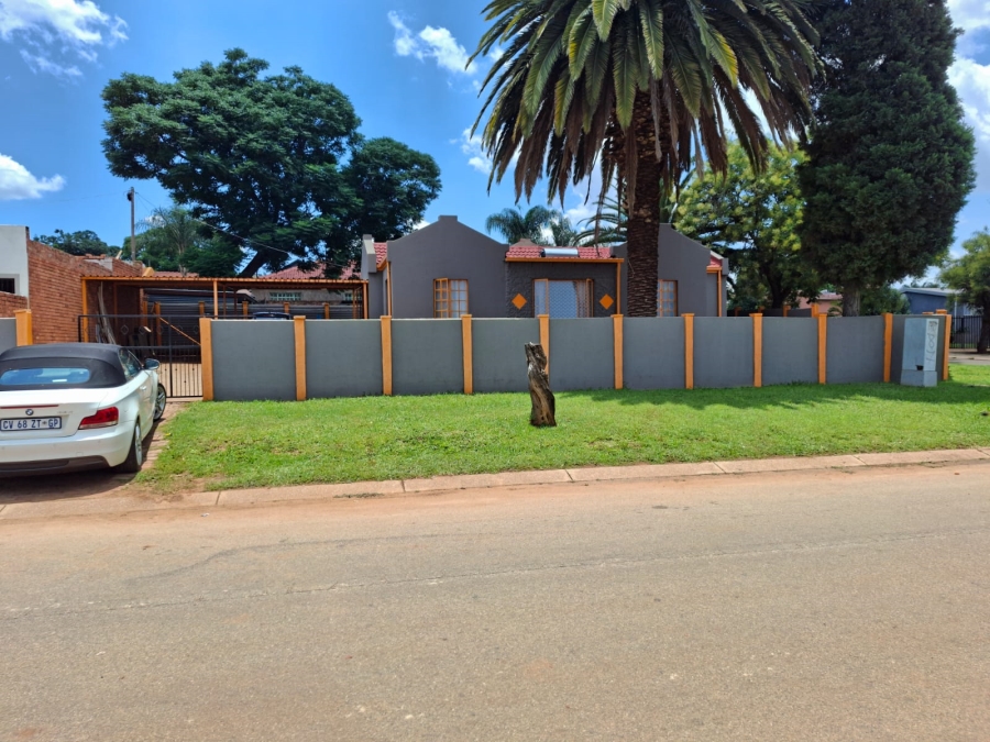 3 Bedroom Property for Sale in Eersterust Gauteng