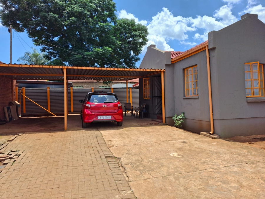 3 Bedroom Property for Sale in Eersterust Gauteng