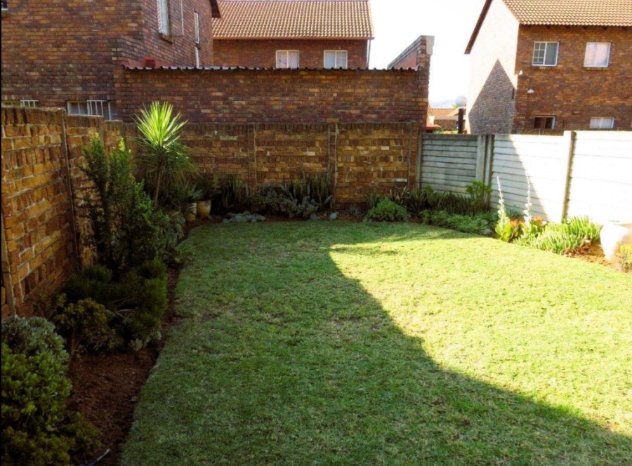 2 Bedroom Property for Sale in Claremont Gauteng