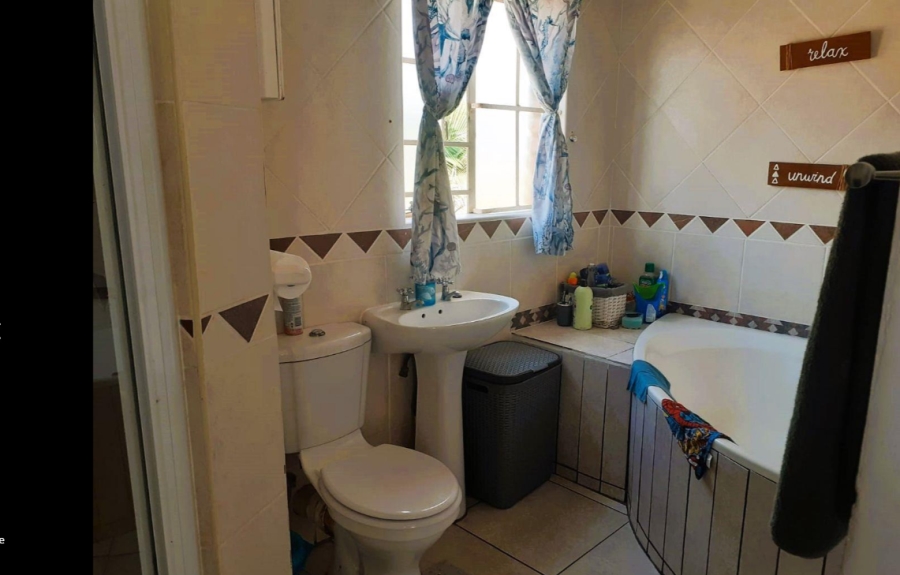 2 Bedroom Property for Sale in Claremont Gauteng
