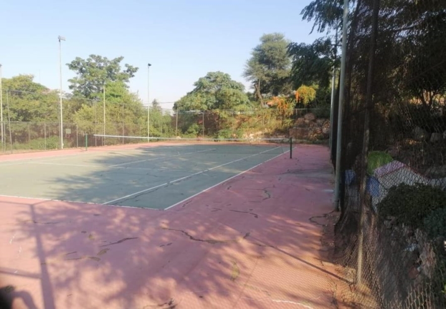 2 Bedroom Property for Sale in La Montagne Gauteng