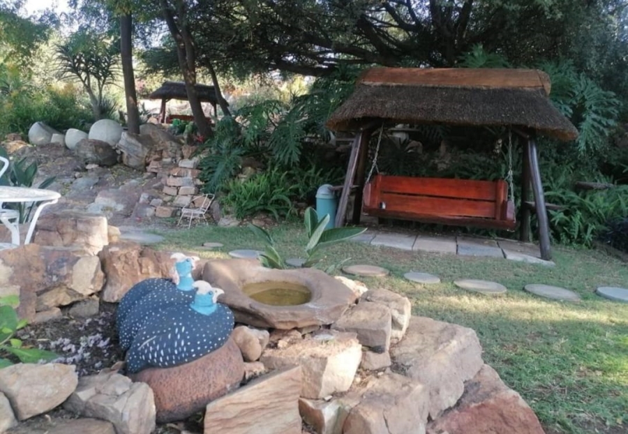 2 Bedroom Property for Sale in La Montagne Gauteng