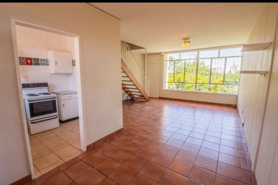 2 Bedroom Property for Sale in La Montagne Gauteng