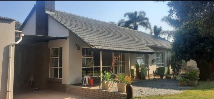 3 Bedroom Property for Sale in Dorandia Gauteng