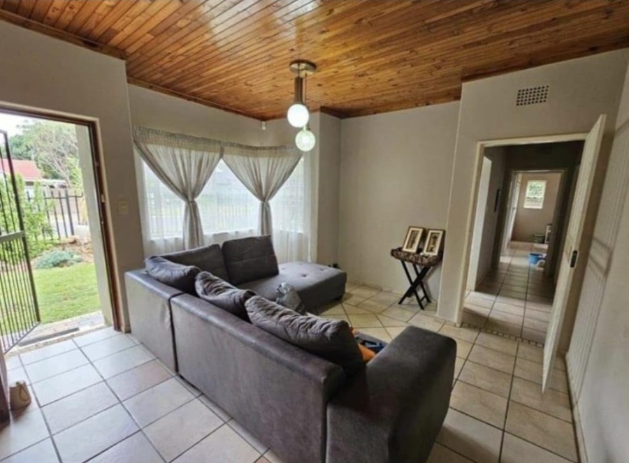 3 Bedroom Property for Sale in Dorandia Gauteng