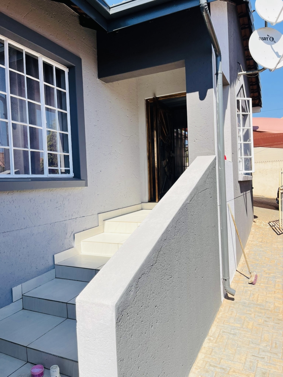 3 Bedroom Property for Sale in Amandasig Gauteng