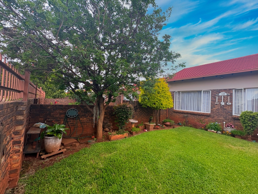 3 Bedroom Property for Sale in The Orchards Gauteng