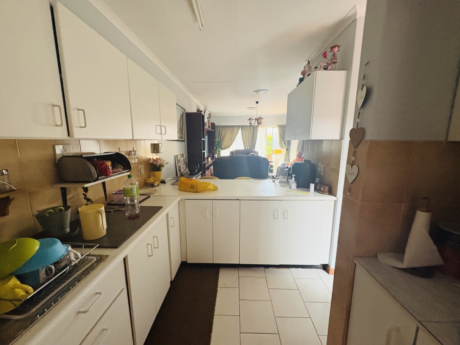 3 Bedroom Property for Sale in The Orchards Gauteng