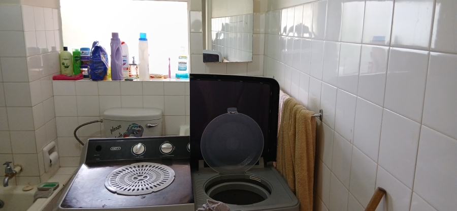 2 Bedroom Property for Sale in Sunnyside Gauteng