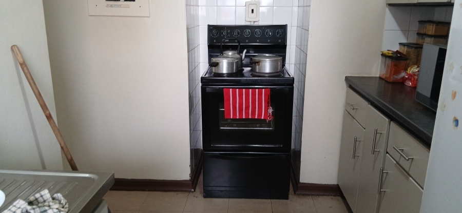 2 Bedroom Property for Sale in Sunnyside Gauteng