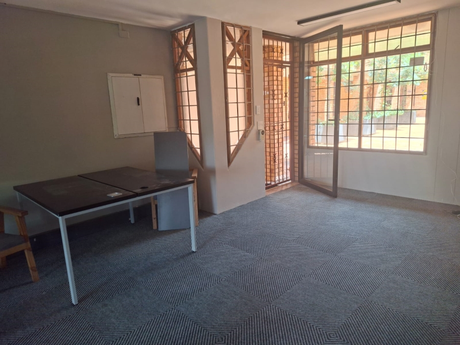 0 Bedroom Property for Sale in Nieuw Muckleneuk Gauteng