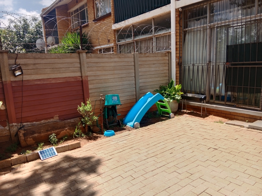 2 Bedroom Property for Sale in Vanderbijlpark CW 1 Gauteng