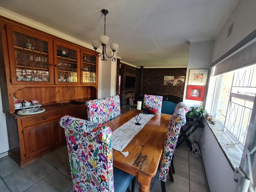 4 Bedroom Property for Sale in Vanderbijlpark SE 2 Gauteng