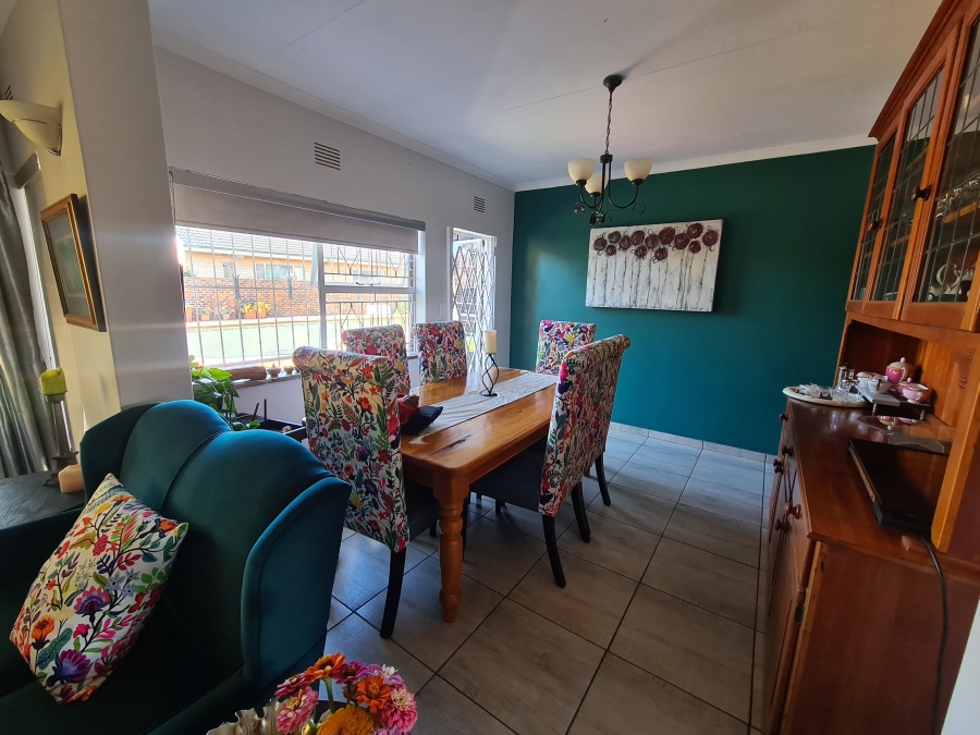 4 Bedroom Property for Sale in Vanderbijlpark SE 2 Gauteng