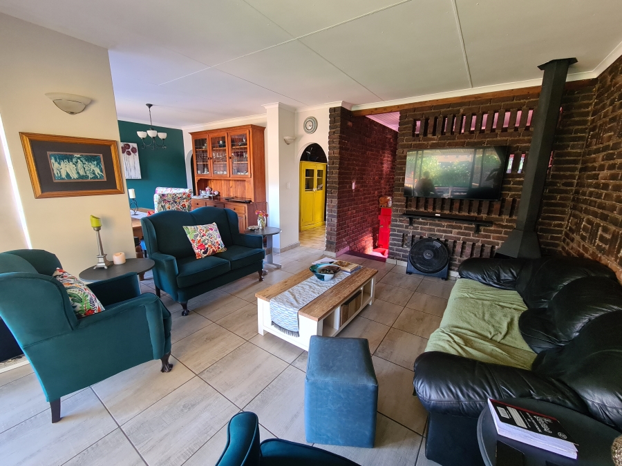 4 Bedroom Property for Sale in Vanderbijlpark SE 2 Gauteng