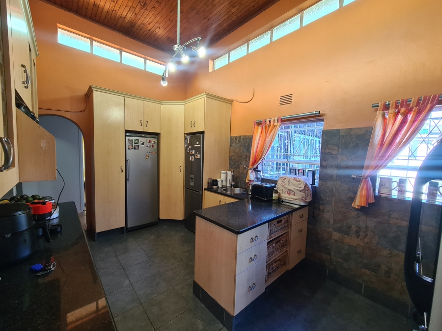 4 Bedroom Property for Sale in Vanderbijlpark SE 2 Gauteng