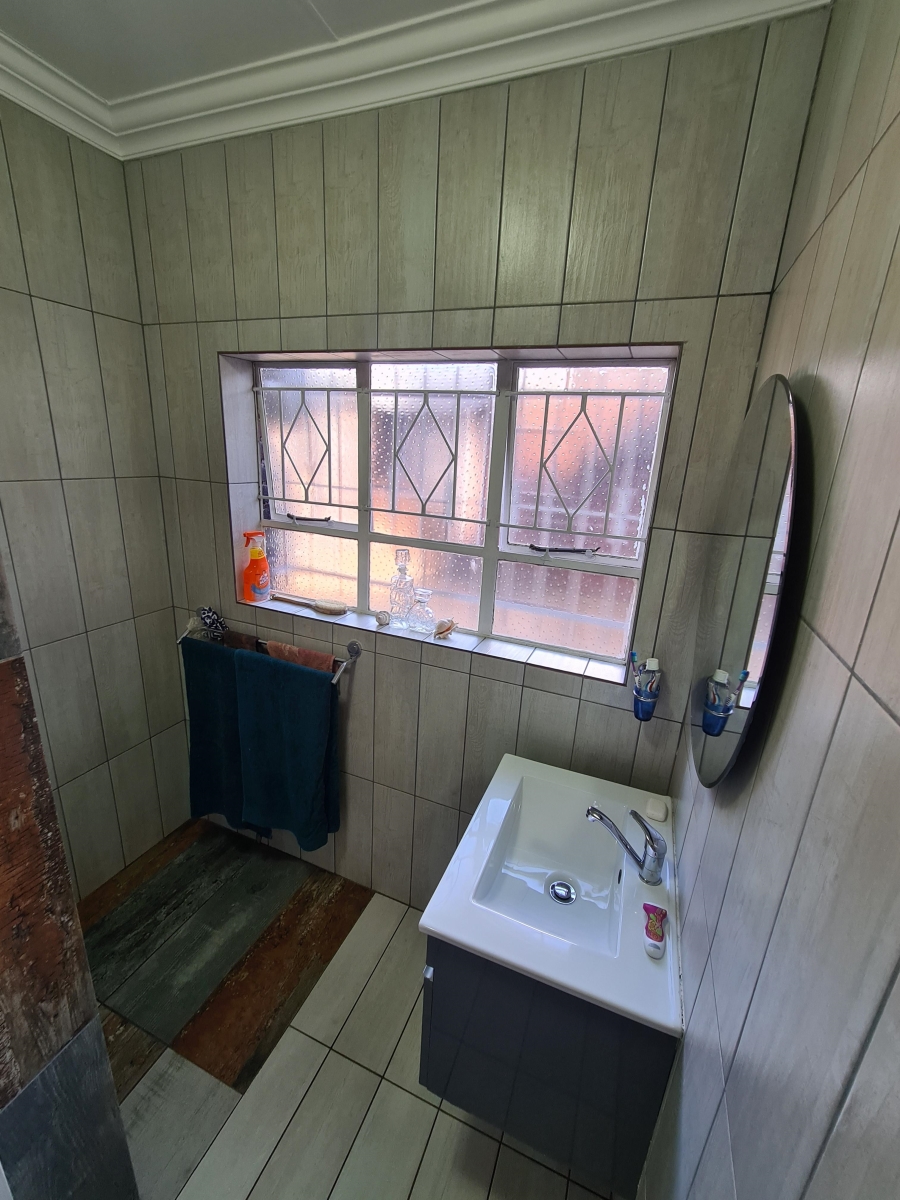 4 Bedroom Property for Sale in Vanderbijlpark SE 2 Gauteng