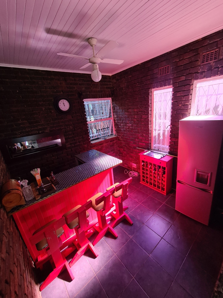 4 Bedroom Property for Sale in Vanderbijlpark SE 2 Gauteng