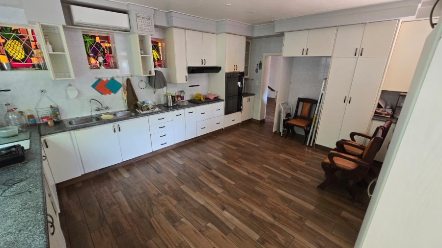 5 Bedroom Property for Sale in Pretoria North Gauteng