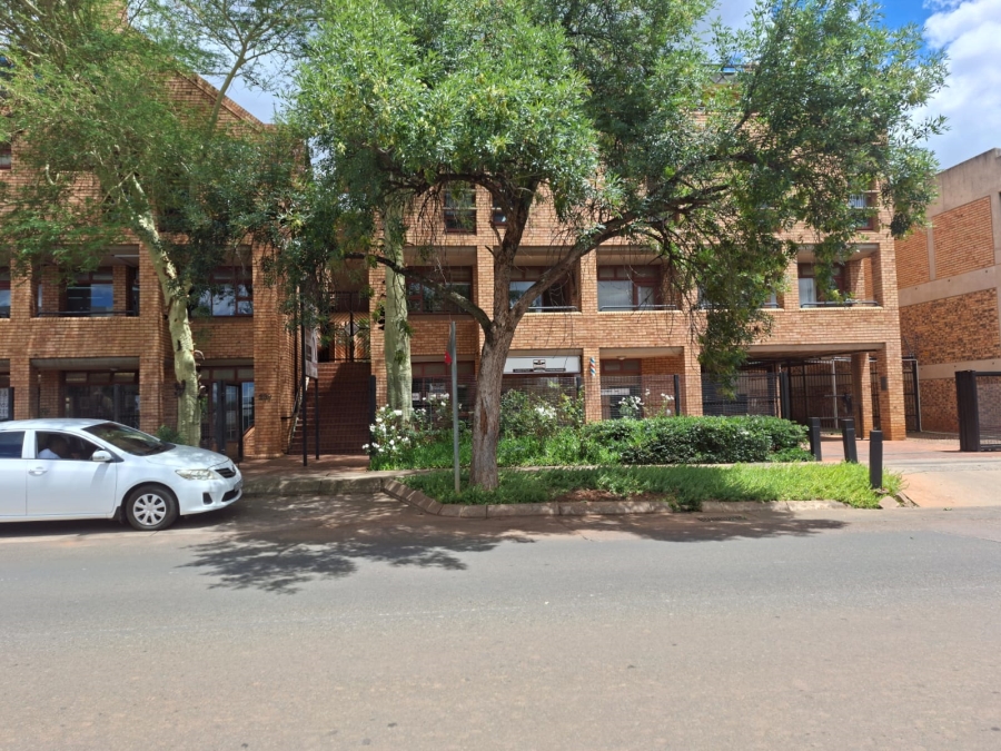 Commercial Property for Sale in Nieuw Muckleneuk Gauteng