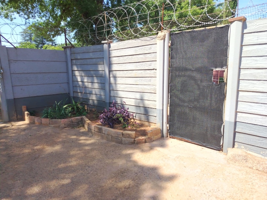 2 Bedroom Property for Sale in Vanderbijlpark CW 1 Gauteng