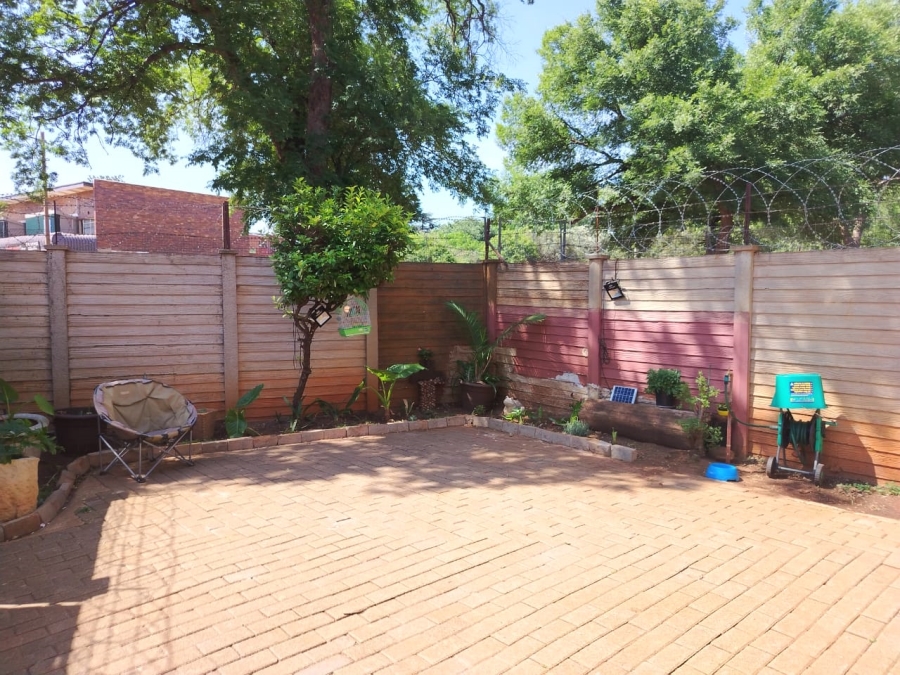 2 Bedroom Property for Sale in Vanderbijlpark CW 1 Gauteng
