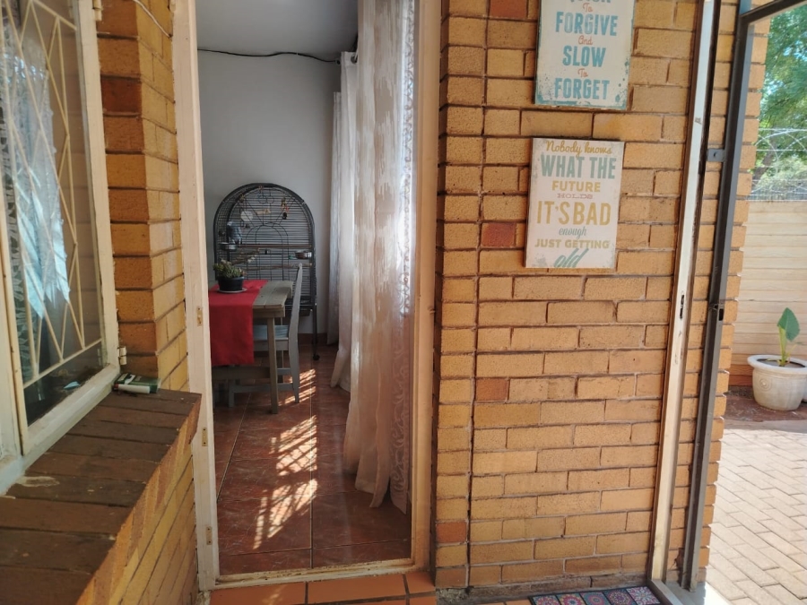 2 Bedroom Property for Sale in Vanderbijlpark CW 1 Gauteng
