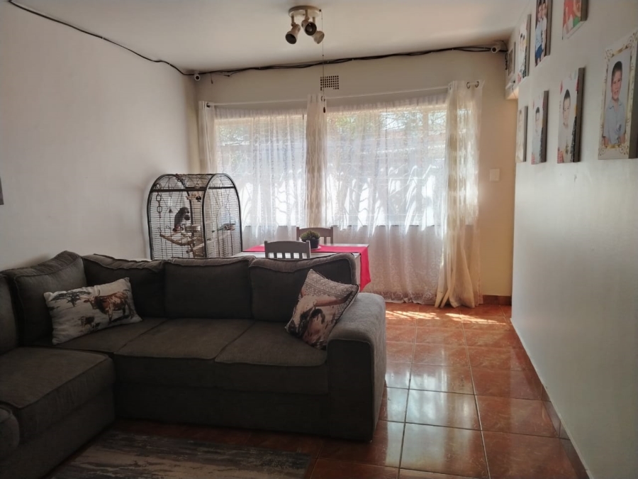 2 Bedroom Property for Sale in Vanderbijlpark CW 1 Gauteng