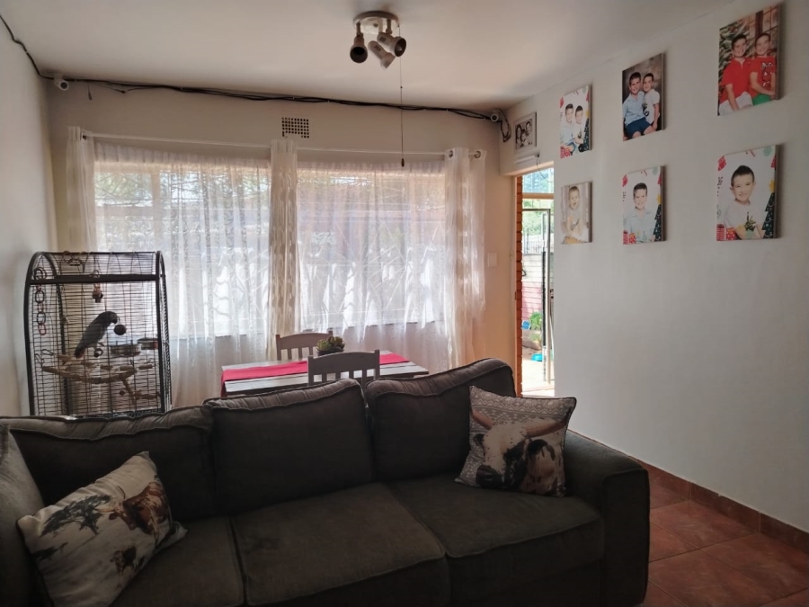 2 Bedroom Property for Sale in Vanderbijlpark CW 1 Gauteng