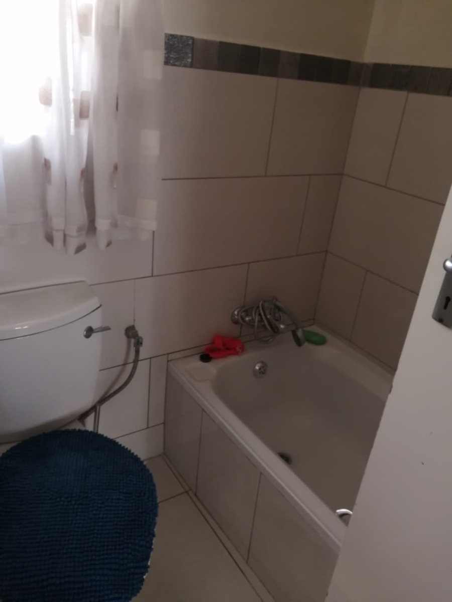 To Let 3 Bedroom Property for Rent in Noordwyk Gauteng