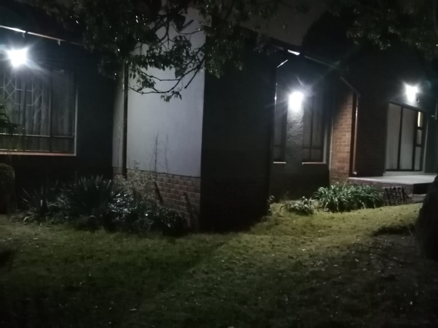 To Let 3 Bedroom Property for Rent in Noordwyk Gauteng
