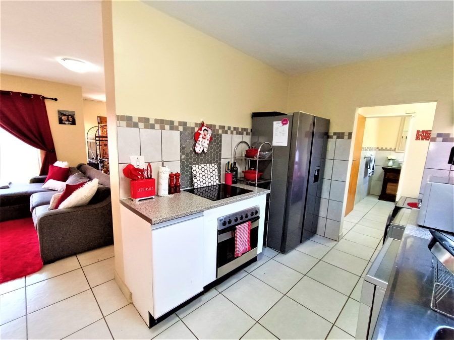 3 Bedroom Property for Sale in Zwartkop Gauteng