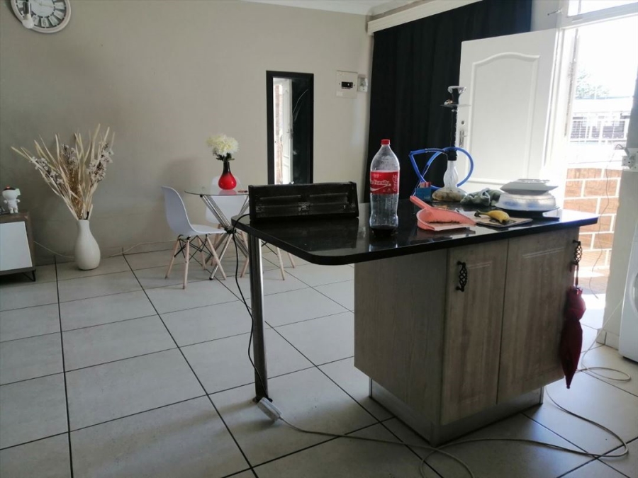1 Bedroom Property for Sale in Benoni Central Gauteng