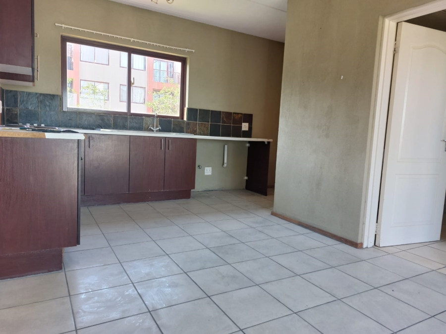 To Let 2 Bedroom Property for Rent in Honeydew Grove Gauteng
